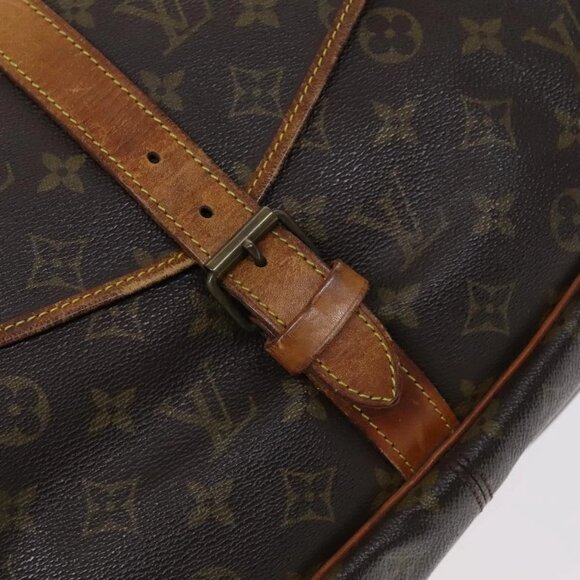 LOUIS VUITTON Monogram Saumur 35 Shoulder Bag LV Auth - Picture 10 of 16